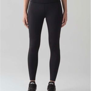 Lululemon Fast & Free Size 6 (25 inch length)